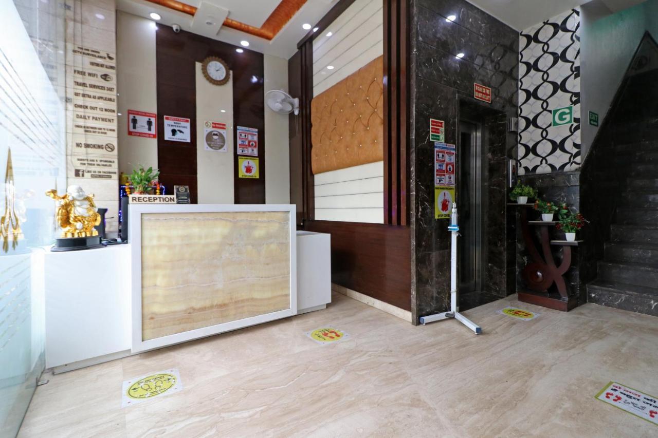 Hotel Mannat International By Mannat Ню Делхи Екстериор снимка