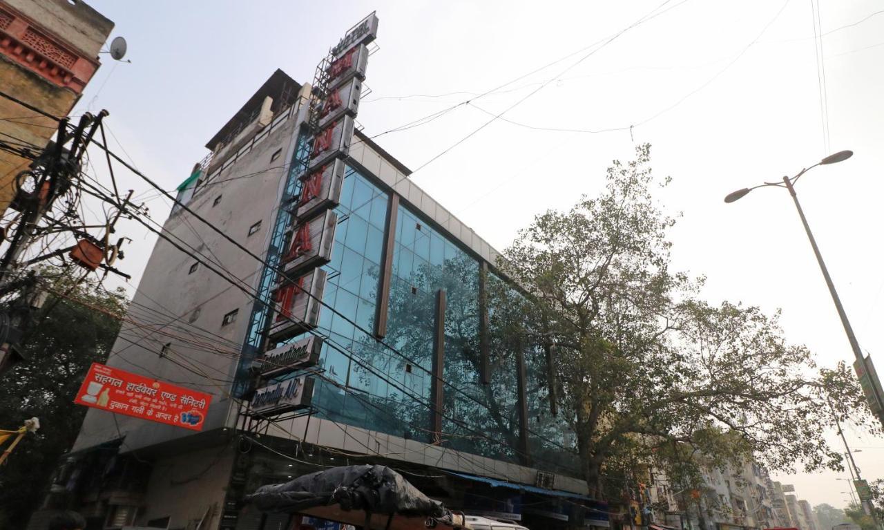 Hotel Mannat International By Mannat Ню Делхи Екстериор снимка