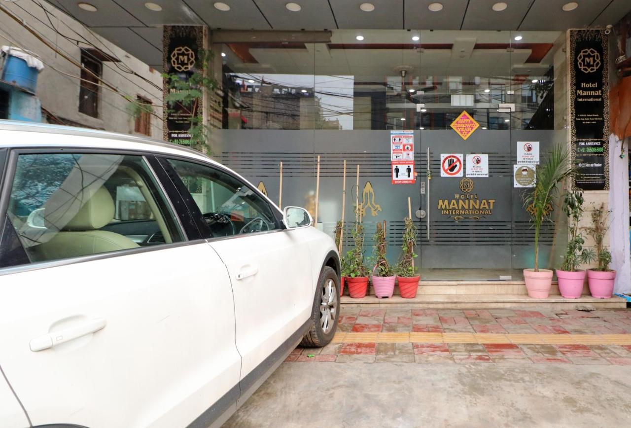 Hotel Mannat International By Mannat Ню Делхи Екстериор снимка